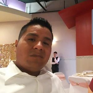 Meet your Posher, José